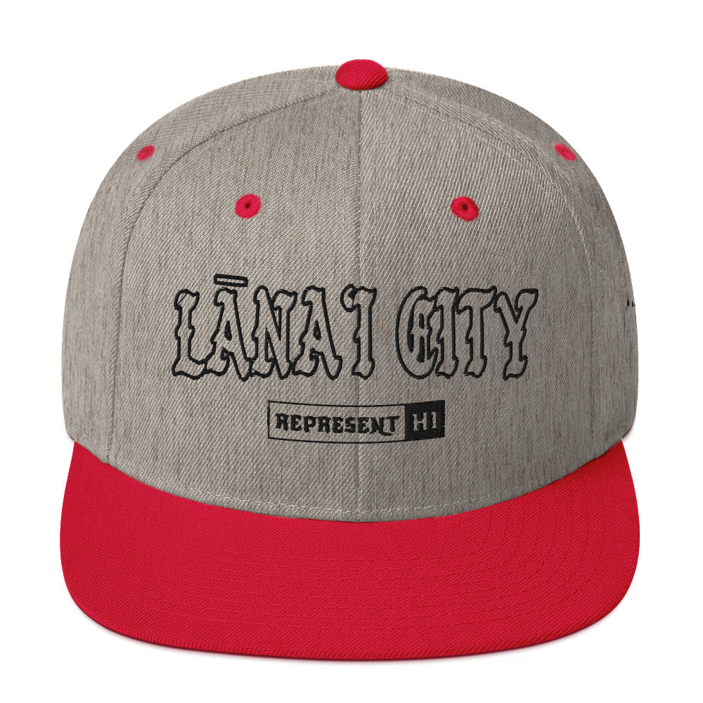 LānaʻI City Snapback Hat — Heather Grey/ Red — front view